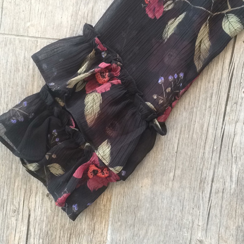 Sheer Floral Arizona Top - Picture 2 of 3